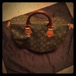 Classic Louis Vuitton doctors speedy bag